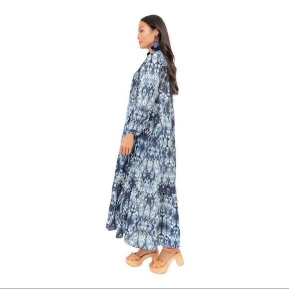 NWT Tyla Blue Rio Long Dress RO'S GARDEN Tuckernuck Blue Maxi Long Sleeve - Picture 3 of 10